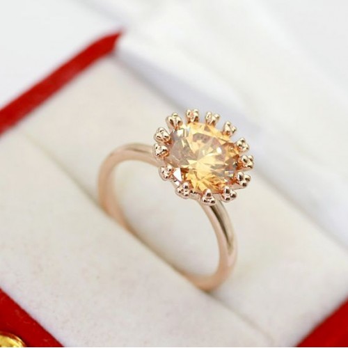 Queen 18k arannyal bevont gyűrű 