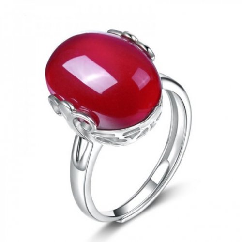 Ezüst gyűrű vörös swarovski kristallyal