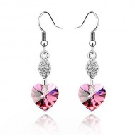 Fülbevaló szív formájú Swarovski kristállyal