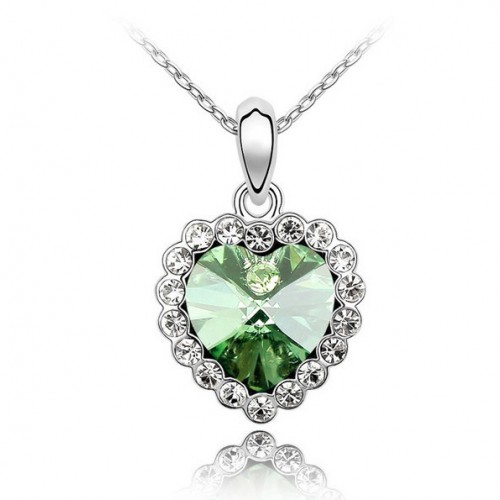 Nyaklánc szív formájú smaragd Swarovski kristállyal